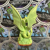 Skylanders- Cynder (Series 2) [Glow-In-The Dark Chase] “Skylanders Giants” Toys-To-Life Figure [DAMAGED, SEE PICTURES]

