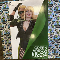 DC Collectibles- “DC Comics Designer Series” Green Arrow & Black Canary (Cliff Chiang) Collectible Statue [CIB]
