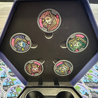 Hasbro- “Yo-Kai Watch” Dianyan Figure w/ Jewelnyan Medal Set w/ Dianyan Figure (SDCC 2016 Exclusive) [CIB]
