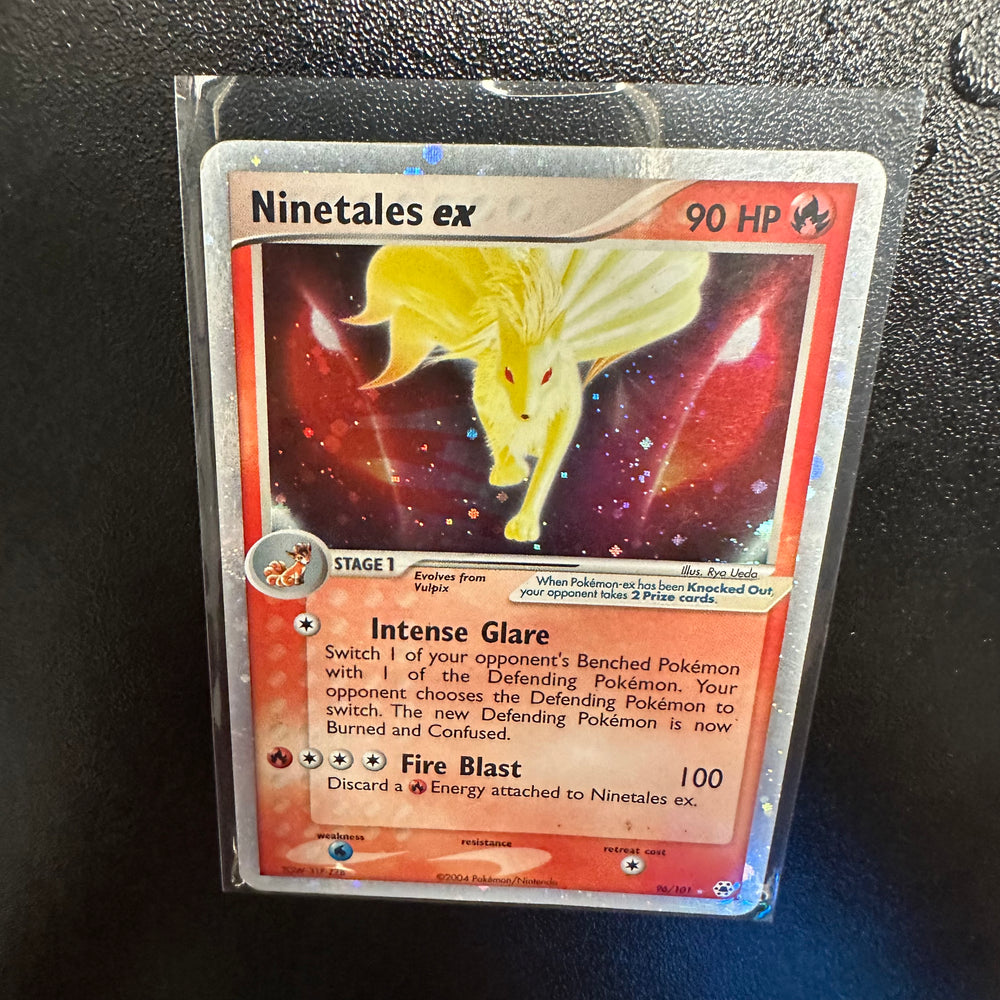 Pokémon TCG- Hidden Legends (HL) Ninetales EX Card