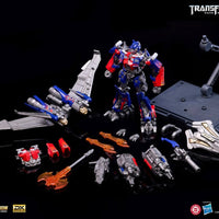 Blokees- “Transformers: Revenge of the Fallen” Jet Wing Optimus Prime DX (Deluxe Edition) Classic Class Light Up Model Kit