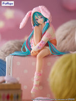 Vocaloid Hatsune Miku (Rabbit Ear Hood Ver.) Noodle Stopper Figure
