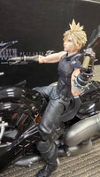 Play Arts Kai- “Final Fantasy VII Remake” Cloud Strife & Hardy Daytona Poseable Action Figure [Read Description]
