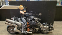 Play Arts Kai- “Final Fantasy VII Remake” Cloud Strife & Hardy Daytona Poseable Action Figure [Read Description]

