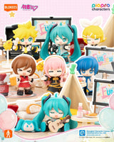 Blokees- Hatsune Miku Terrace Party (DaaVibe 01) Model Kit Blind Box Mystery Figure

