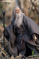 Crown Asmus- “The Lord of The Rings” Gandalf The Grey The Ultimate Sixth Scaled Collectible Action Figure CRW001 [CIB]
