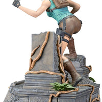 Dark Horse Deluxe- “Tomb Raider” Lara Croft PVC Statue