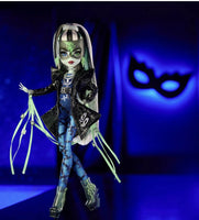 Monster High- “Haunt Couture” Frankie Stein (Midnight Runway) Doll w/ COA [New w/ Shipper Box]
