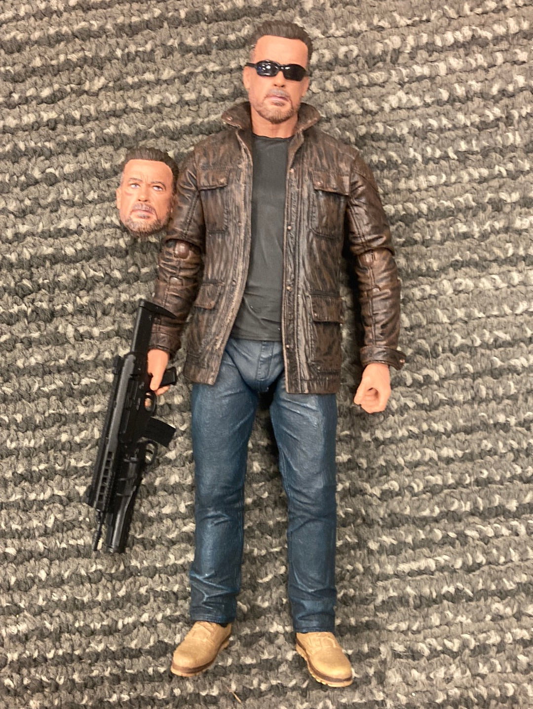 FIGURINE ARTICULÉE T-800 Terminator Dark Fate Movie 7 pouces échelle Neca 2019 EUR 39,84 FIGURINE ARTICULÉE T-800 Terminator Dark Fate Movie 7 pouces échelle Neca 2019 EUR 39,84