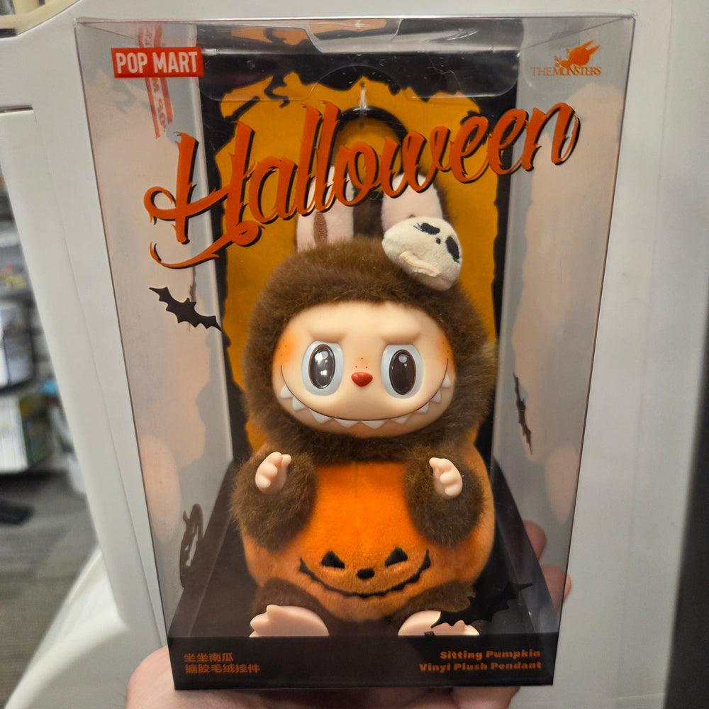 AUTHENTIC POP MART HALLOWEEN PUMPKIN LABUBU (NEW/SEALED)