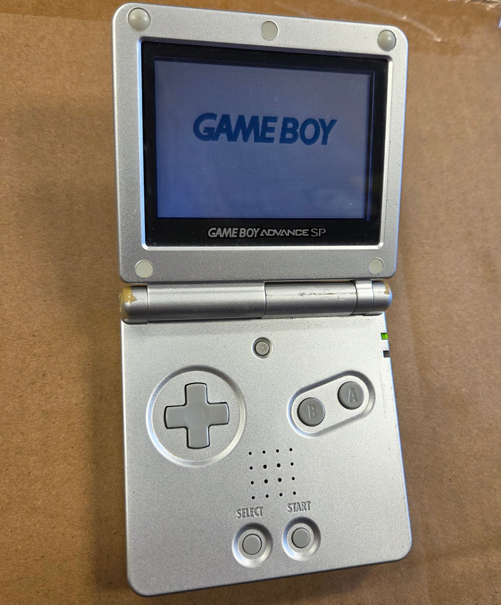 Nintendo GameBoy Advance SP 001 - Silver (GBA SP)