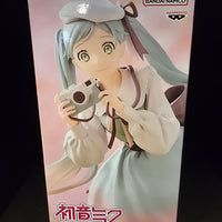 Banpresto Hatsune Miku Holiday Memories Figure