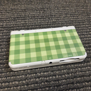 NINTENDO *NEW* 3DS CONSOLE - ANIMAL CROSSING HAPPY HOME EDITION