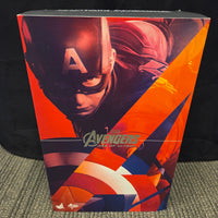 Hot Toys MMS-281 Captain America (Age Of Ultron)
