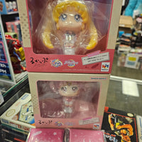 Pretty Guardian Sailor Moon Cosmos The Movie Eternal Sailor Moon and Sailor Chibi Moon Set with Gift