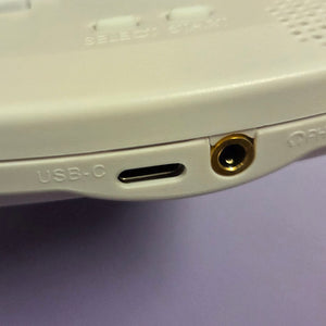 NINTENDO GAMEBOY COLOR CONSOLE - MODDED WITH FUNNY PLAYING IPS LARGE SCREEN AND USB-C CHARGING PORT - WHITE