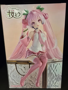 FuRyu Hatsune Miku (Sakura Miku 2024) Pearl Color Ver. Noodle Stopper Figure