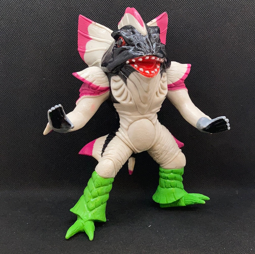 Vintage Mighty Morphin Power Rangers Pirantishead 8” figure