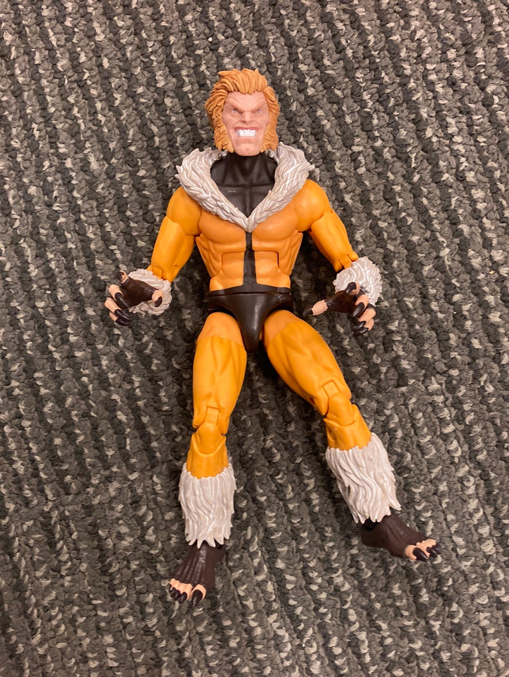 Marvel Legends- “X-Men” Sabertooth (Bonebreaker Wave) Figure
