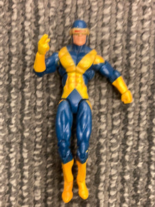 Marvel Universe 3.75 Cyclops (collectors pack version)